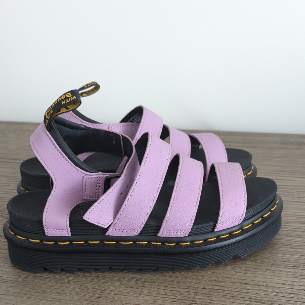 NWOT Dr. Martens Lilac Soft Wair Sandals